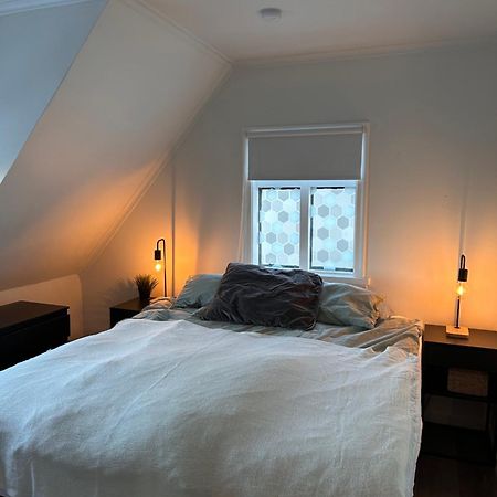 1 Bedroom Apartment Hafnarfjordur Luaran gambar