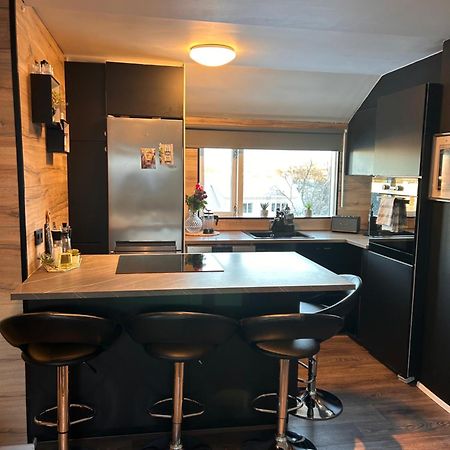 1 Bedroom Apartment Hafnarfjordur Luaran gambar