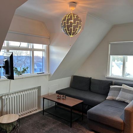 1 Bedroom Apartment Hafnarfjordur Luaran gambar