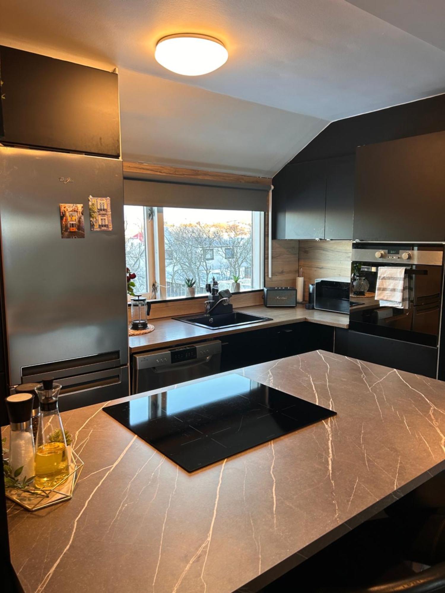 1 Bedroom Apartment Hafnarfjordur Luaran gambar